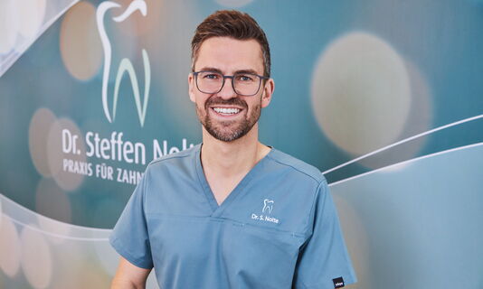 Dr. Steffen Nolte